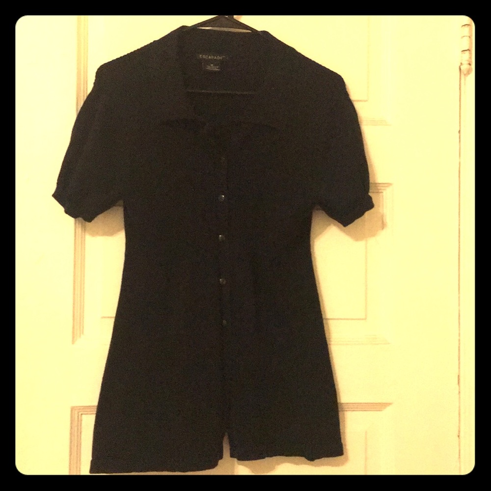 Comfy button down short sleeved sweater